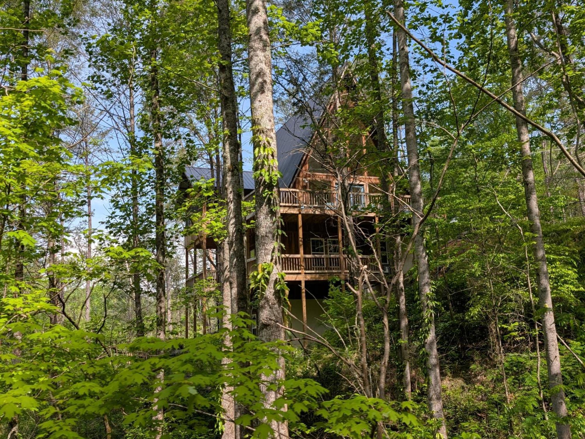 Luxe Retreat - June Sale! - Easy Drive - Xl Swim Spa - Award Winning! Sevierville Exterior photo